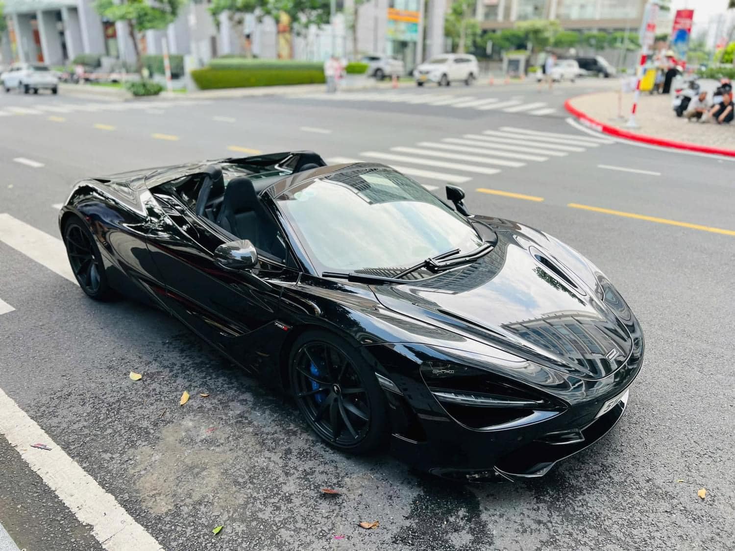 McLaren 720S Spider của cựu hoa hậu 7x bán lại: Mỗi năm chỉ đi hơn 1.000km, là bản Performance từng có giá đồn đoán hơn 20 tỷ đồng- Ảnh 2.