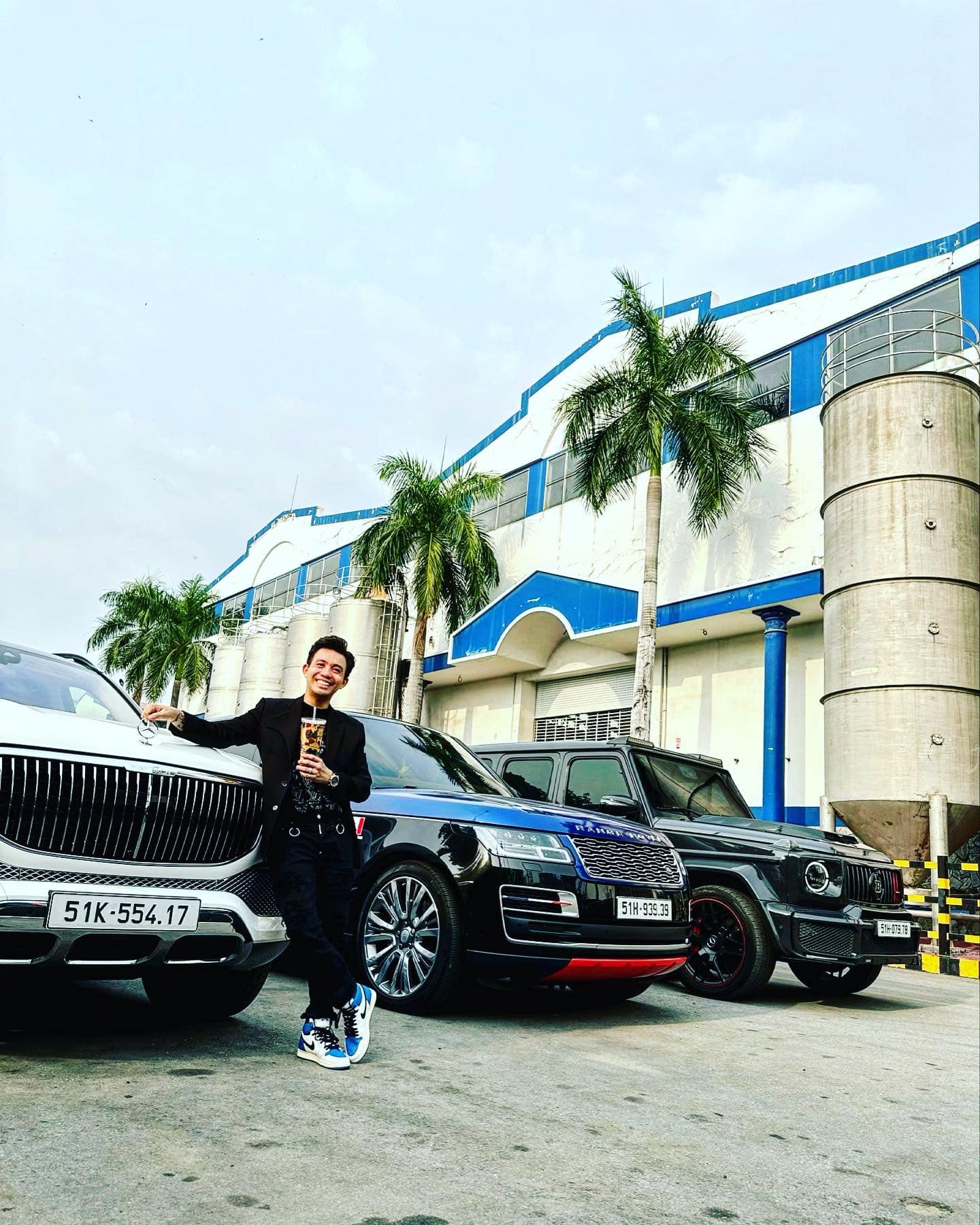 Đu 'trend' cùng các sao Việt, Minh Nhựa tậu VW Viloran Luxury, là chiếc MPV duy nhất trong bộ sưu tập trăm tỷ- Ảnh 14.