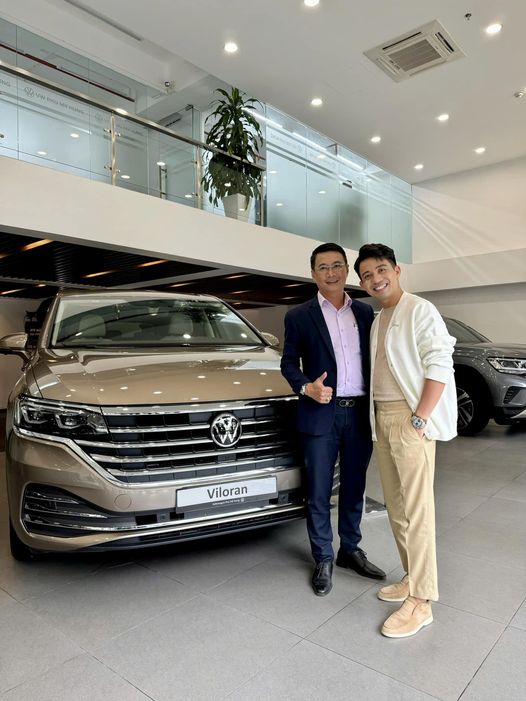 Đu 'trend' cùng các sao Việt, Minh Nhựa tậu VW Viloran Luxury, là chiếc MPV duy nhất trong bộ sưu tập trăm tỷ- Ảnh 2.