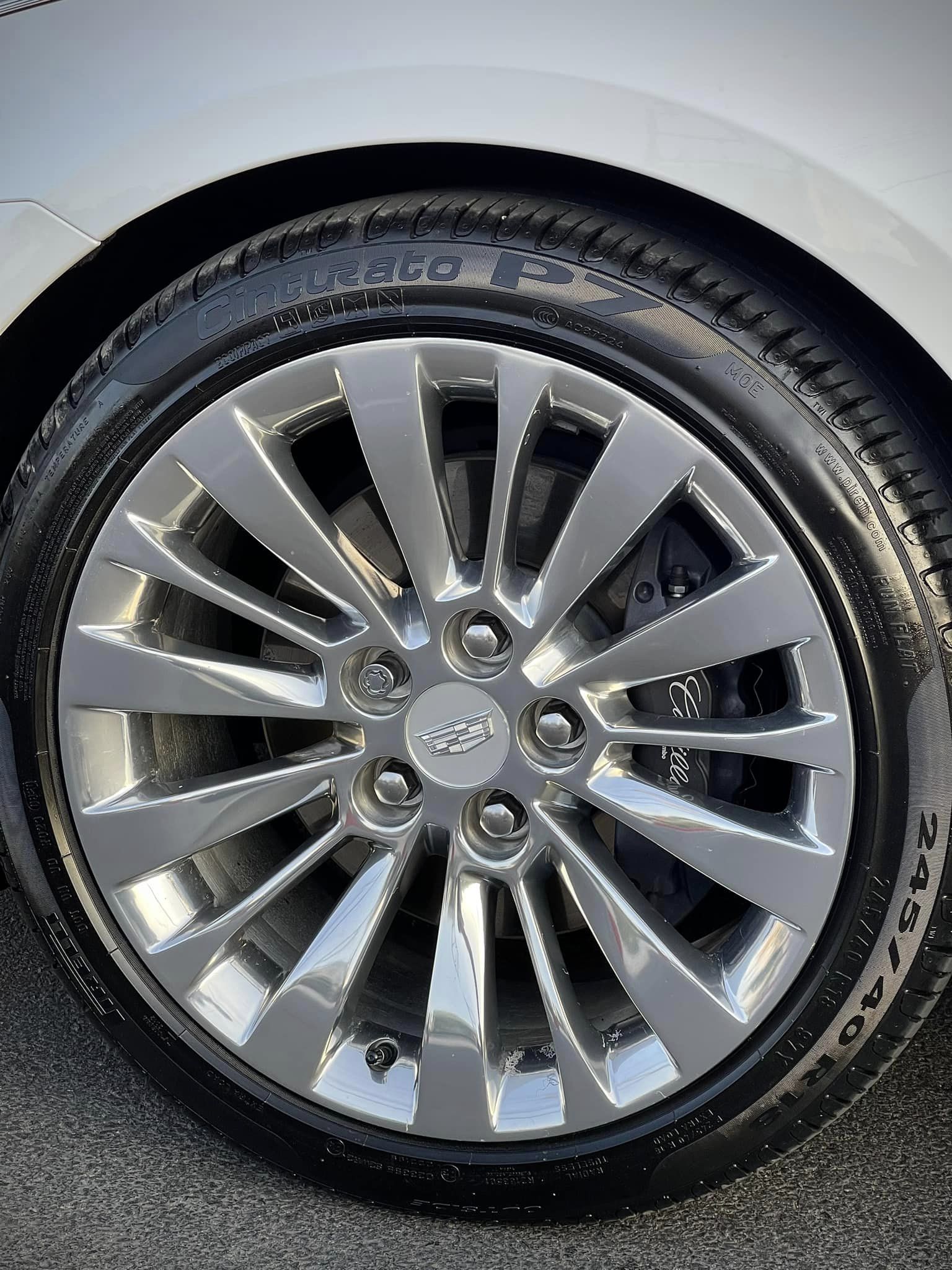 Rao Cadillac CTS giá hơn 1,4 tỷ, người bán cho biết cả Việt Nam chỉ có vài chiếc, đi trung bình hơn 3.000km/năm, cùng phân khúc E-Class- Ảnh 9.