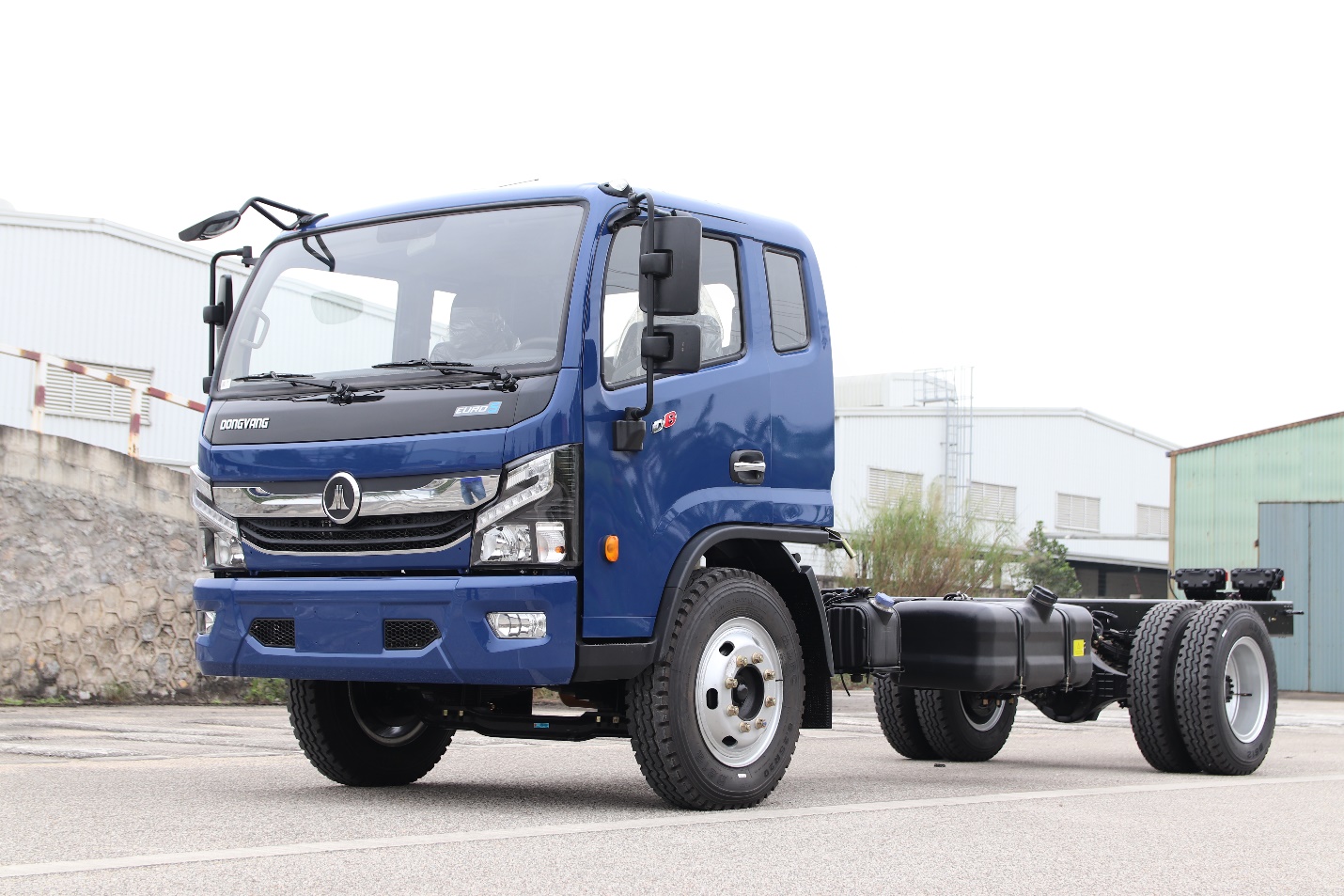 Lợi ích kinh doanh khi sử dụng xe tải trung Đồng Vàng D8 tải trọng 8 tấn- Ảnh 2. Lợi ích kinh doanh khi sử dụng xe tải trung Đồng Vàng D8 tải trọng 8 tấn- Ảnh 2.