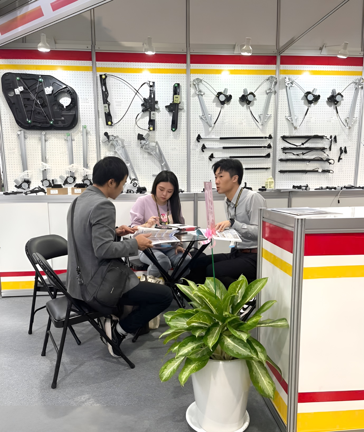 Phụ t&ugrave;ng &ocirc; t&ocirc; VTV AUTO: Nỗ lực t&igrave;m kiếm con đường ri&ecirc;ng trong thị trường cạnh tranh- Ảnh 3.