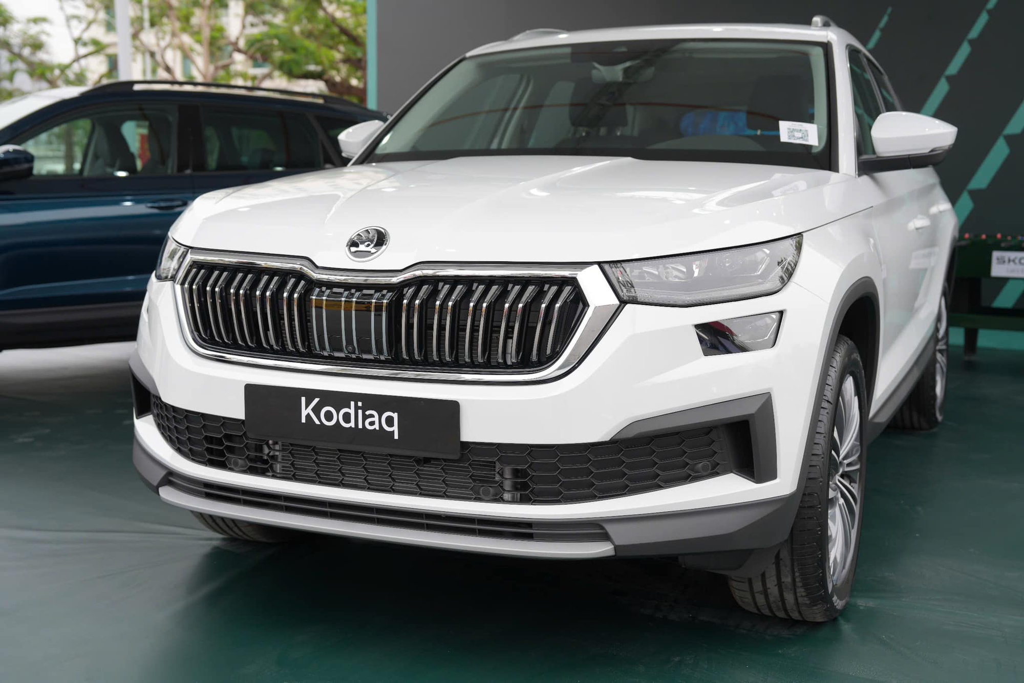 Xe Skoda giảm giá 200 triệu tại đại lý: Karoq còn 799 triệu rẻ hơn Corolla Cross, Kodiaq lần đầu dưới 1 tỷ cạnh tranh CX-8- Ảnh 9.