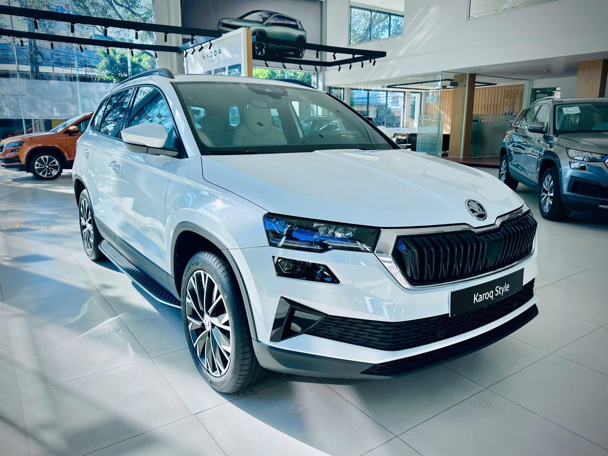 Xe Skoda giảm giá 200 triệu tại đại lý: Karoq còn 799 triệu rẻ hơn Corolla Cross, Kodiaq lần đầu dưới 1 tỷ cạnh tranh CX-8- Ảnh 3.