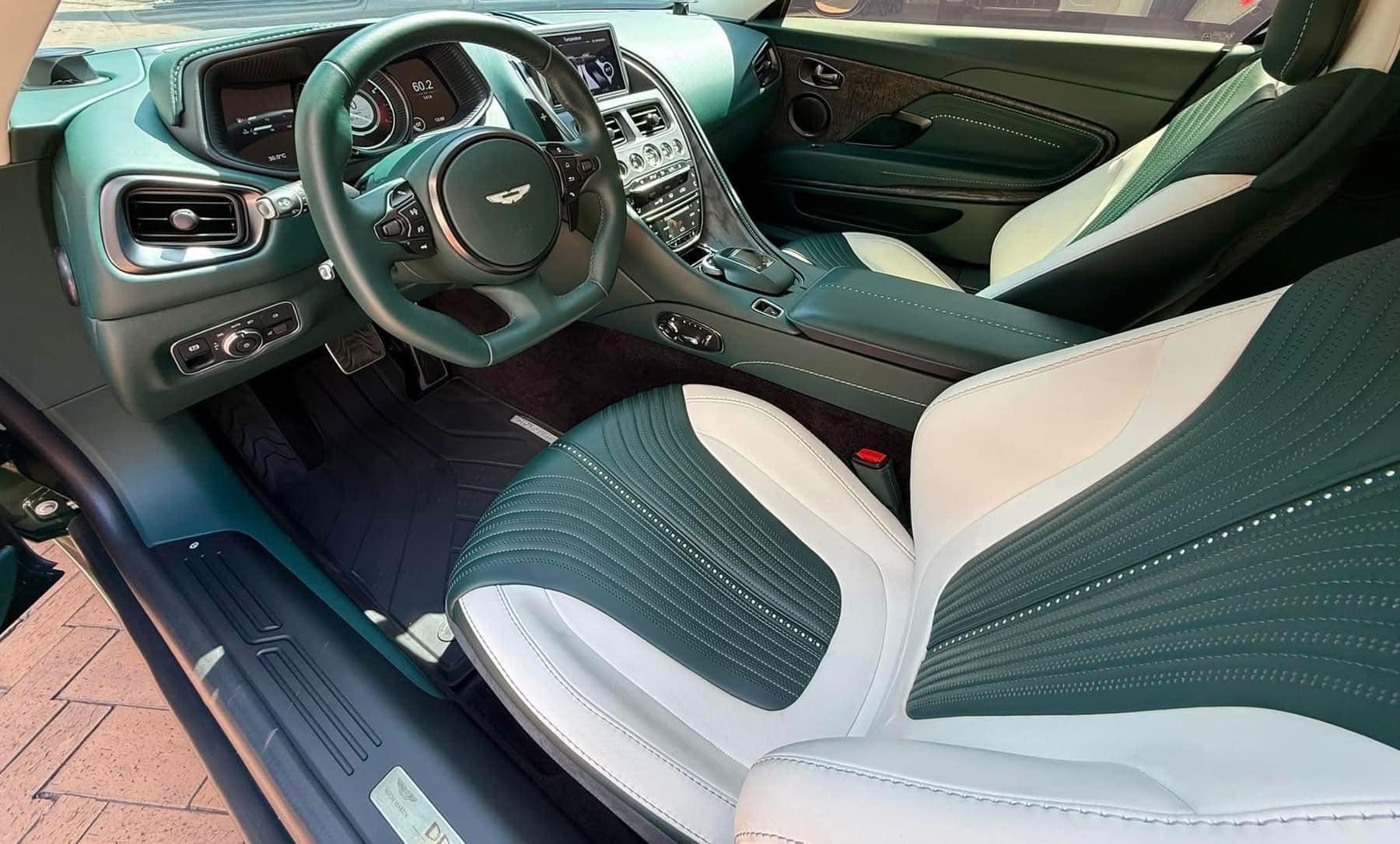 Rao Aston Martin DB11 gần như mới tinh, người bán chia sẻ: ‘Lăn bánh 19 tỷ giờ bán lại còn hơn 13 tỷ’- Ảnh 6.