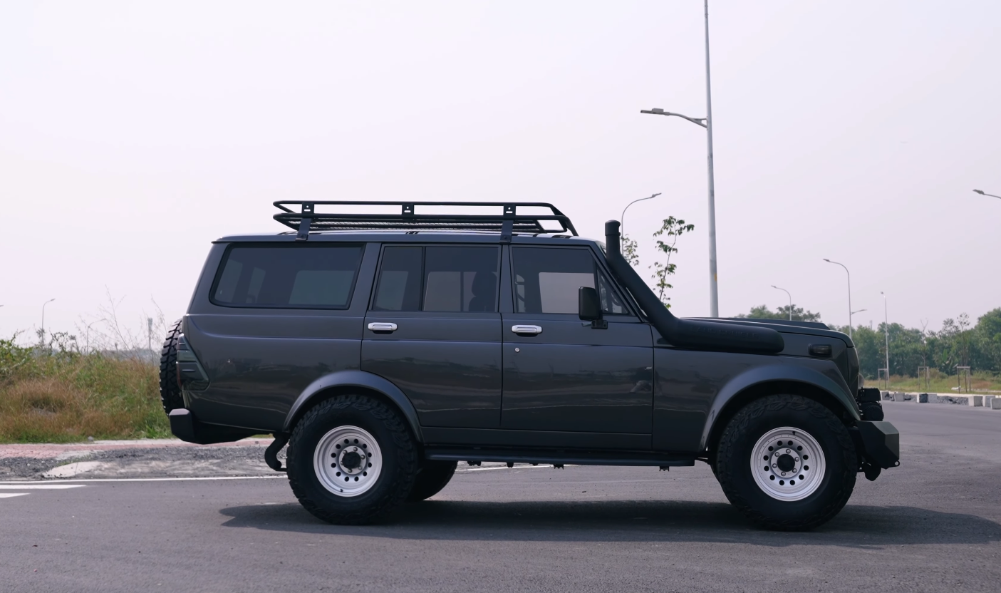 Thợ Việt phục chế Toyota Land Cruiser 1975 mất tới 2 năm: ‘Biến đống sắt vụn thành chiếc xe độc nhất’- Ảnh 14.