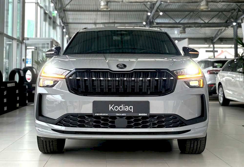 Đại lý báo Skoda Kodiaq 2025 giá tạm tính 1,6 tỷ, giao trước Tết: Có bản thể thao, thêm công nghệ cạnh tranh Santa Fe- Ảnh 4.