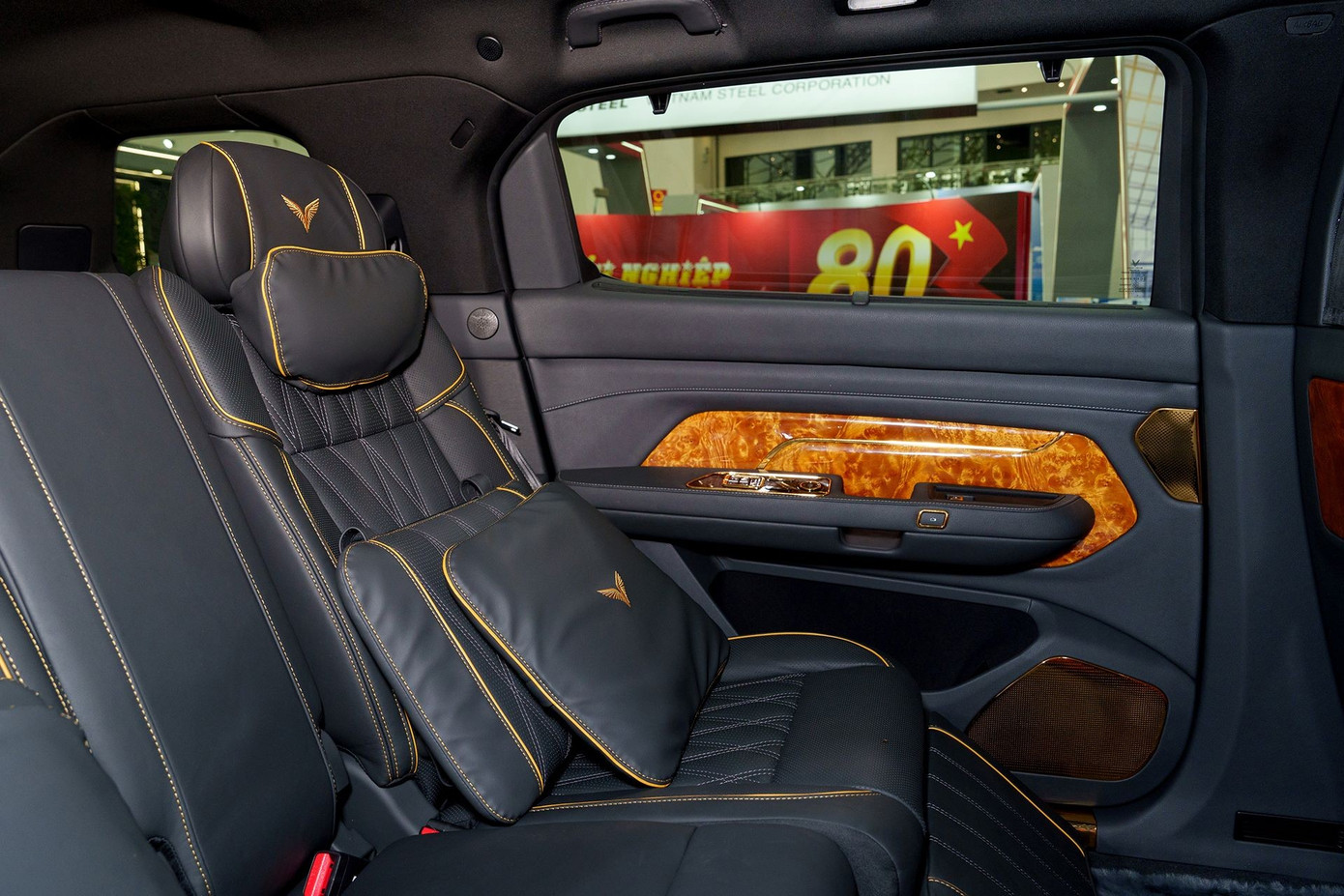 Đội ngũ thiết kế của VinFast đã tạo ra Lạc Hồng 900 LX như thế nào?- Ảnh 3.