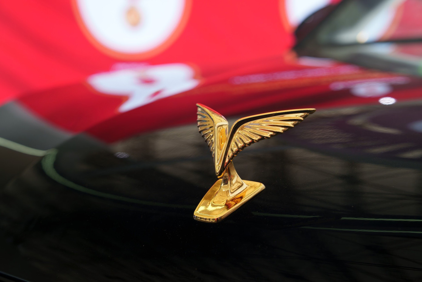 Đội ngũ thiết kế của VinFast đã tạo ra Lạc Hồng 900 LX như thế nào?- Ảnh 2.