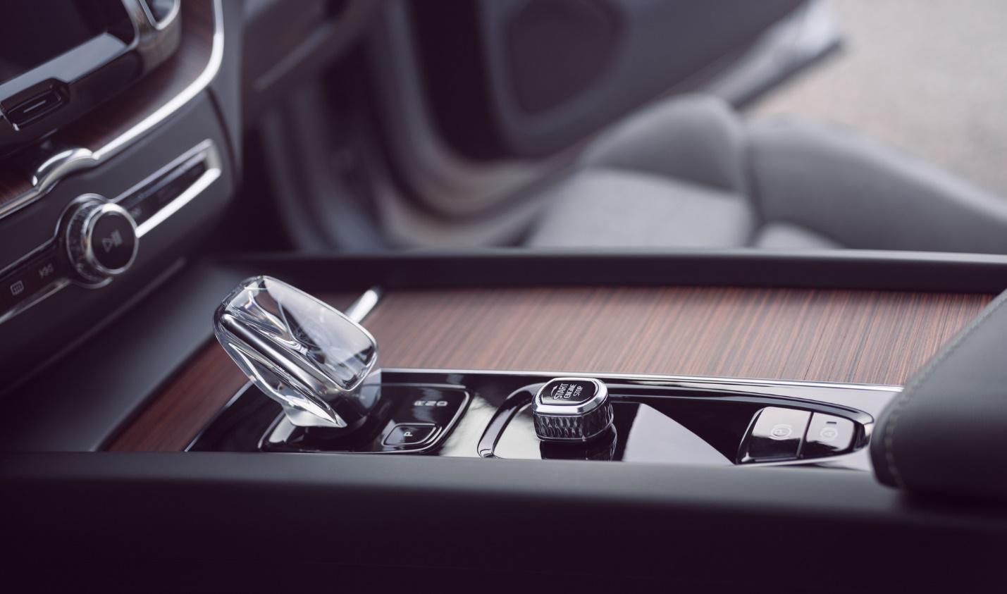 Volvo có chương trình ưu đãi đặc biệt cho khách hàng mua XC60 trong tháng 10- Ảnh 7.