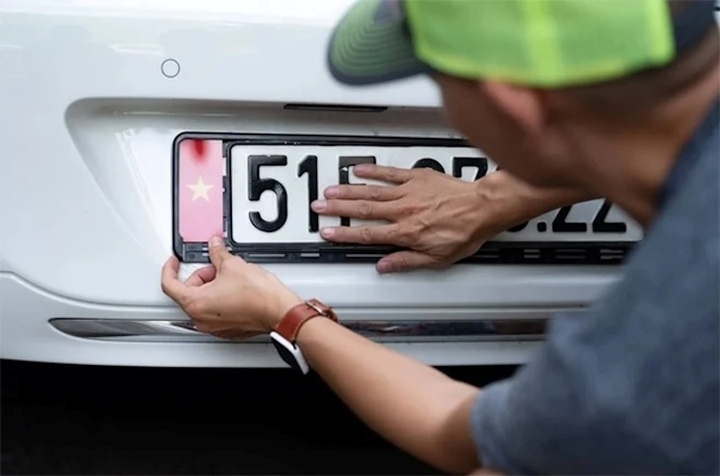 Thủ tục cấp lại biển số xe bị rơi, hỏng- Ảnh 2.