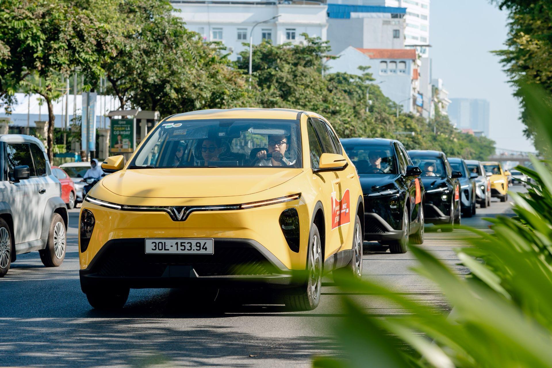 Vừa mở bán tháng đầu tiên, VinFast Limo Green đã chấm dứt kỷ lục doanh số phân khúc kéo dài 1.136 ngày của Mitsubishi Xpander- Ảnh 4.