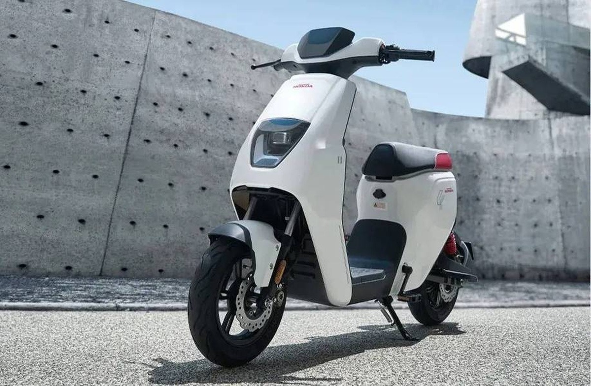 Honda ra mắt xe máy điện mới: Giá hơn 10 triệu nhưng đẹp át cả Vision, SH Mode- Ảnh 1.