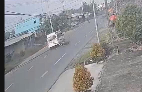 Cụ bà sang đường bị xe khách tông tử vong- Ảnh 1.