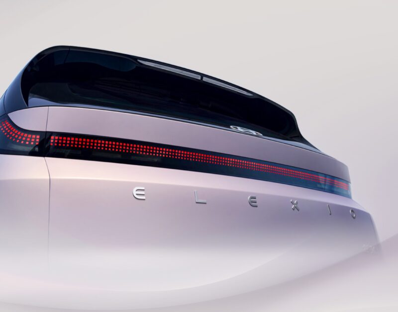 Hyundai Elexio EO ra mắt: Xe 5 chỗ mới dài ngang Tucson, màn hình 27 inch, đi hơn 700km/sạc- Ảnh 7. Hyundai Elexio EO ra mắt: Xe 5 chỗ mới dài ngang Tucson, màn hình 27 inch, đi hơn 700km/sạc- Ảnh 7.