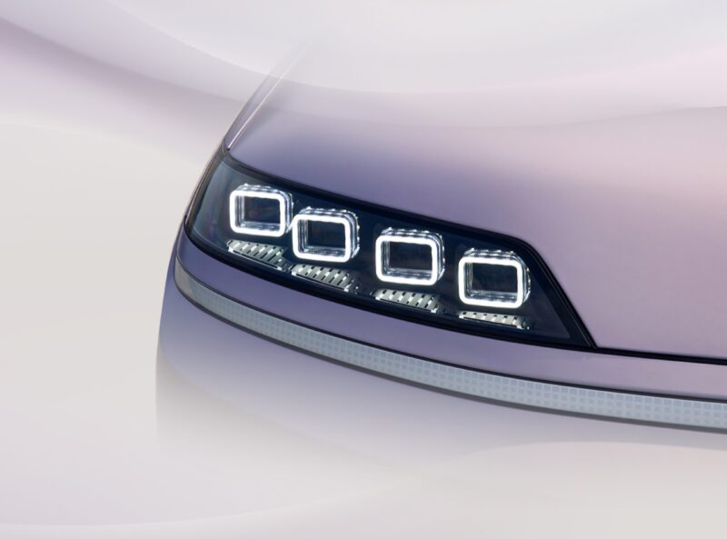 Hyundai Elexio EO ra mắt: Xe 5 chỗ mới dài ngang Tucson, màn hình 27 inch, đi hơn 700km/sạc- Ảnh 5. Hyundai Elexio EO ra mắt: Xe 5 chỗ mới dài ngang Tucson, màn hình 27 inch, đi hơn 700km/sạc- Ảnh 5.