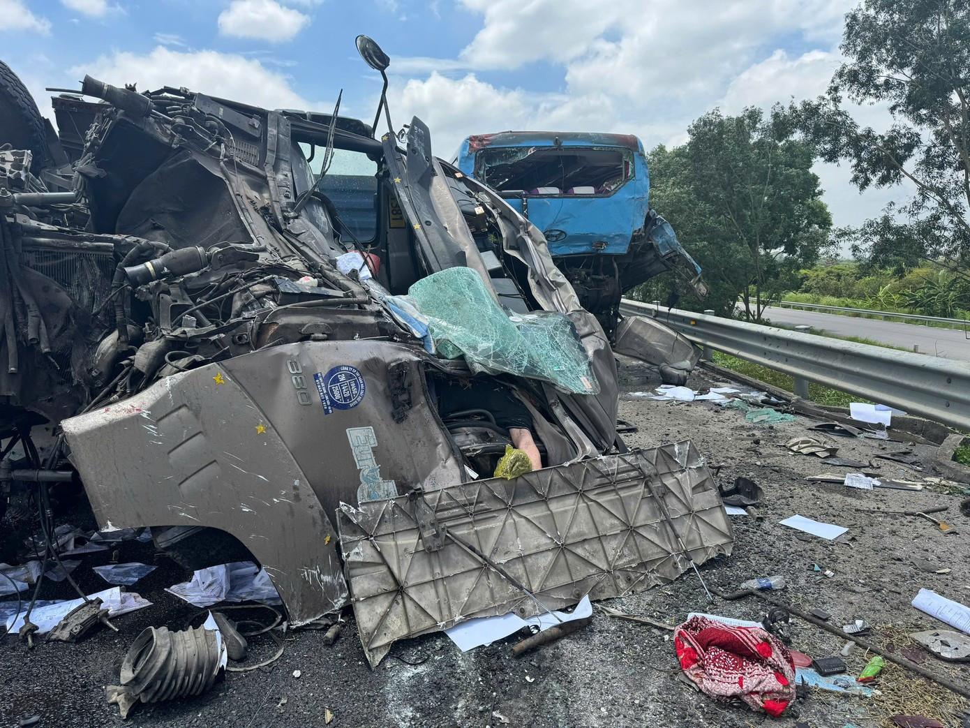 Bất cập quản lý, giám sát xe kinh doanh vận tải- Ảnh 2.