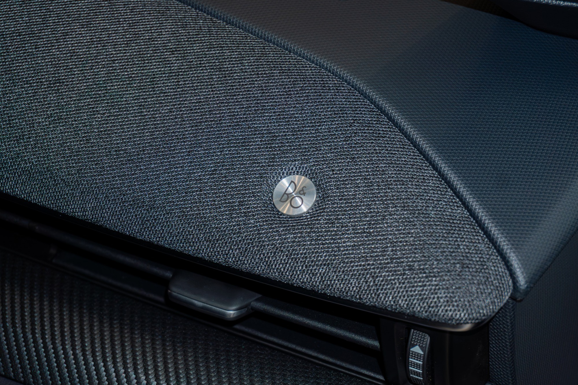 Ford Mustang Mach-E bất ngờ bán chạy hơn cả 'dân chơi' Honda Civic Type R: 'Ngựa hoang điện' đã tìm được chuồng ở Việt Nam?- Ảnh 22. Ford Mustang Mach-E bất ngờ bán chạy hơn cả 'dân chơi' Honda Civic Type R: 'Ngựa hoang điện' đã tìm được chuồng ở Việt Nam?- Ảnh 22.