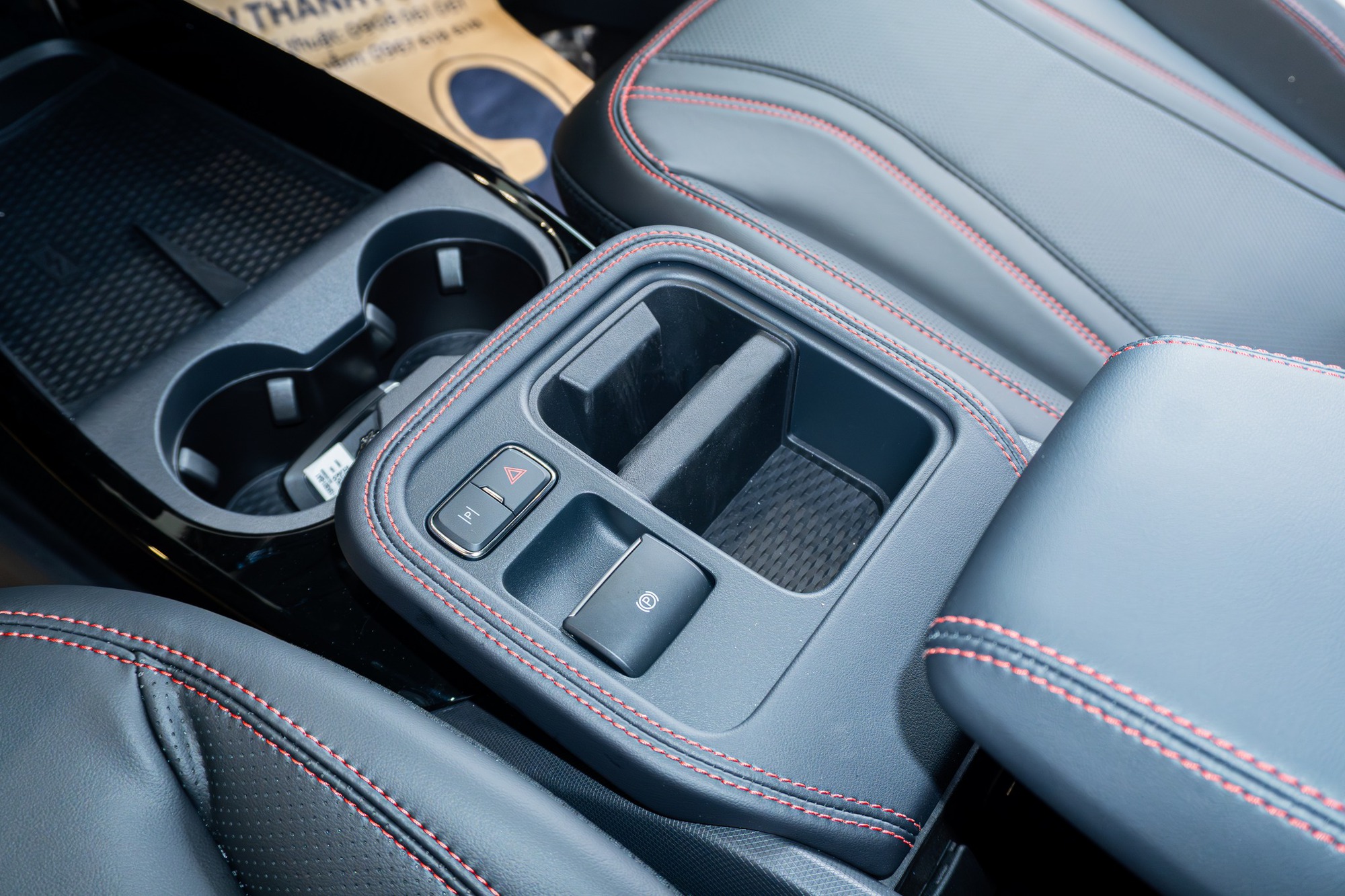 Ford Mustang Mach-E bất ngờ bán chạy hơn cả 'dân chơi' Honda Civic Type R: 'Ngựa hoang điện' đã tìm được chuồng ở Việt Nam?- Ảnh 20. Ford Mustang Mach-E bất ngờ bán chạy hơn cả 'dân chơi' Honda Civic Type R: 'Ngựa hoang điện' đã tìm được chuồng ở Việt Nam?- Ảnh 20.