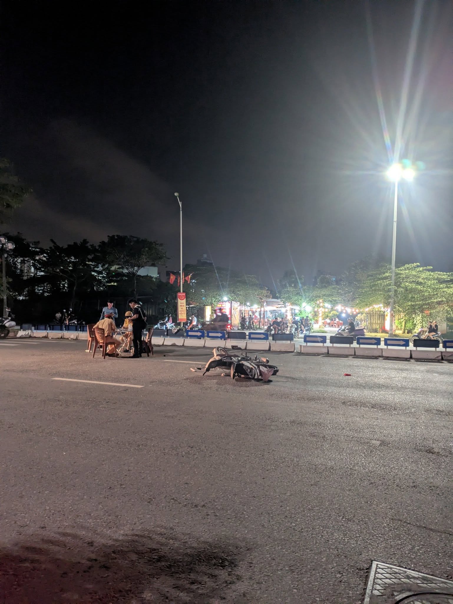 1 phụ nữ đứt lìa chân sau va chạm với xe phân khối lớn: Danh tính 2 tài xế- Ảnh 3.