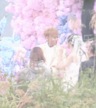 Đám cưới ồn như cái chợ của Đám cưới ồn như cái chợ của