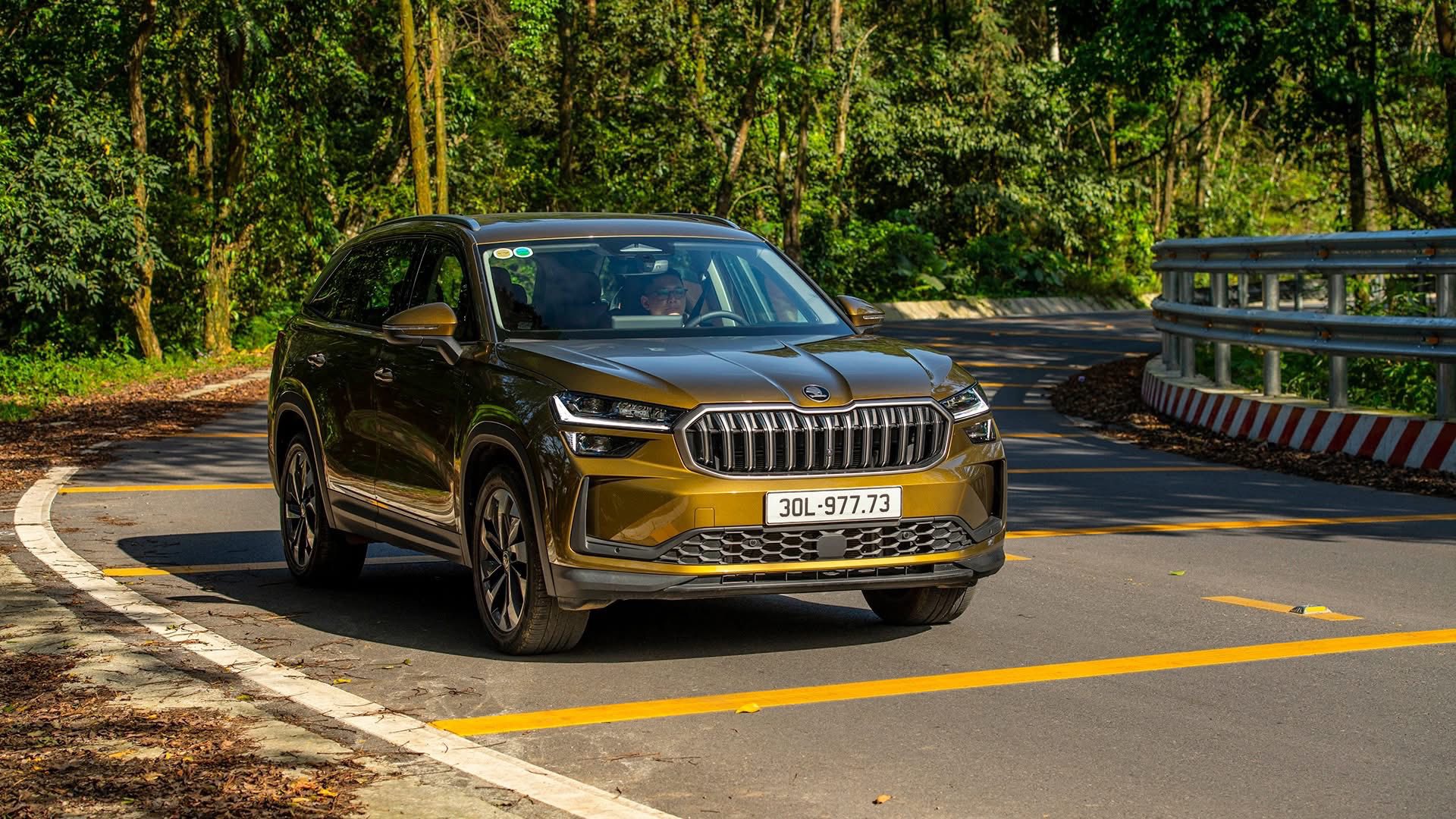 Xe Skoda ưu đãi hàng chục triệu đồng: Kushaq mềm hơn Sonet, Slavia dễ chịu hơn Morning- Ảnh 4. Xe Skoda ưu đãi hàng chục triệu đồng: Kushaq mềm hơn Sonet, Slavia dễ chịu hơn Morning- Ảnh 4.
