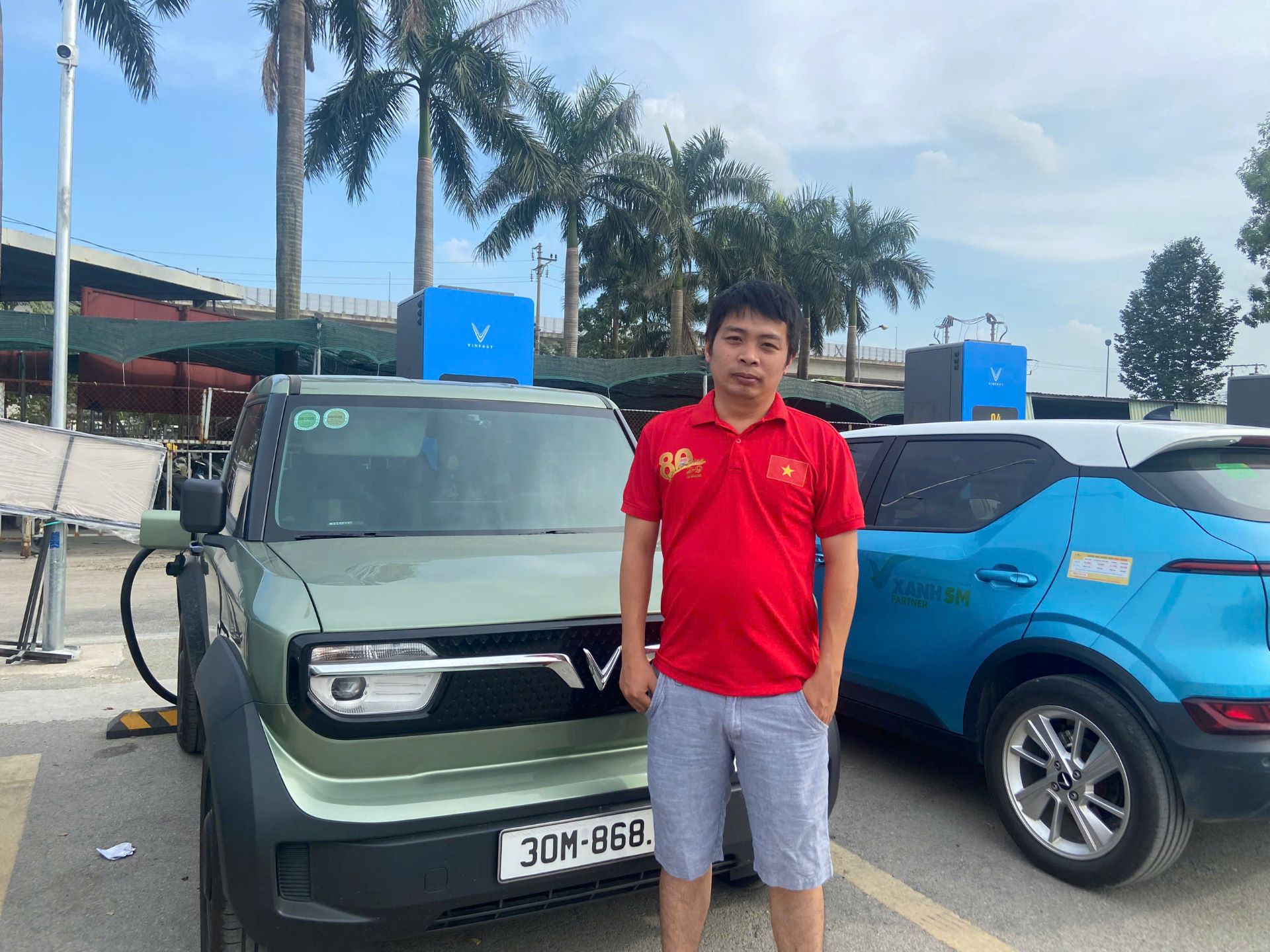 Người dùng xe điện ở Hà Nội bất ngờ với độ phủ “nhanh như điện” của trạm sạc V-Green- Ảnh 6.