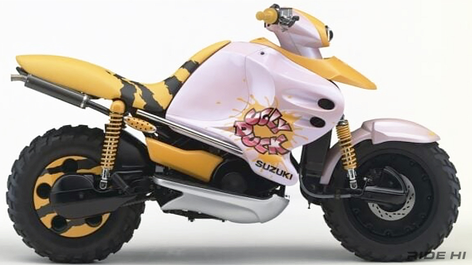 Hơn 30 năm trước Suzuki đã từng làm ra những chiếc xe máy 'siêu nhân' dẫn động hai cầu như ô tô- Ảnh 7.