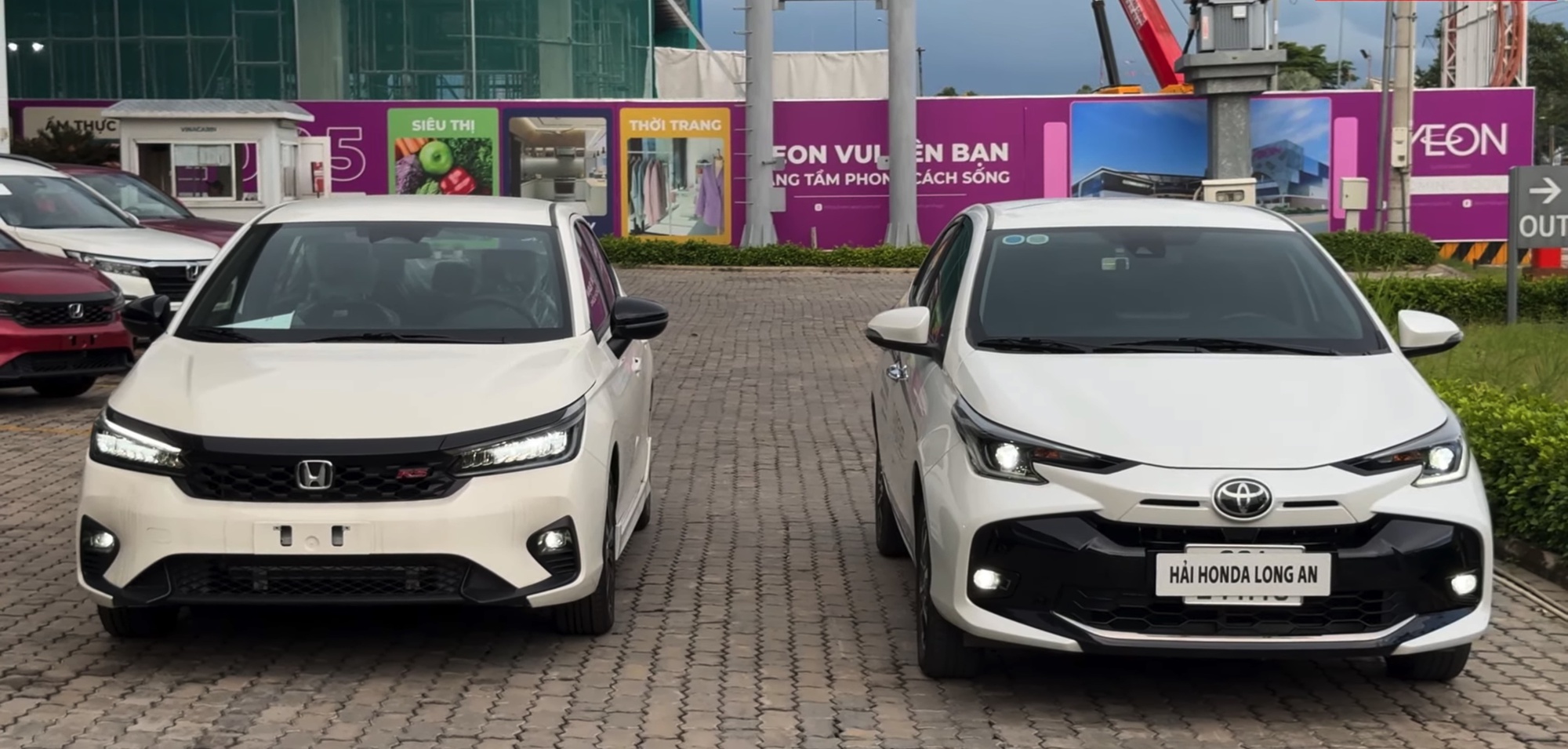10 xe xăng, dầu bán chạy nhất Việt Nam 3 quý đầu 2025: Cuộc đua top 1 gay cấn, xe Hàn và sedan đang thất thế- Ảnh 3. 10 xe xăng, dầu bán chạy nhất Việt Nam 3 quý đầu 2025: Cuộc đua top 1 gay cấn, xe Hàn và sedan đang thất thế- Ảnh 3.