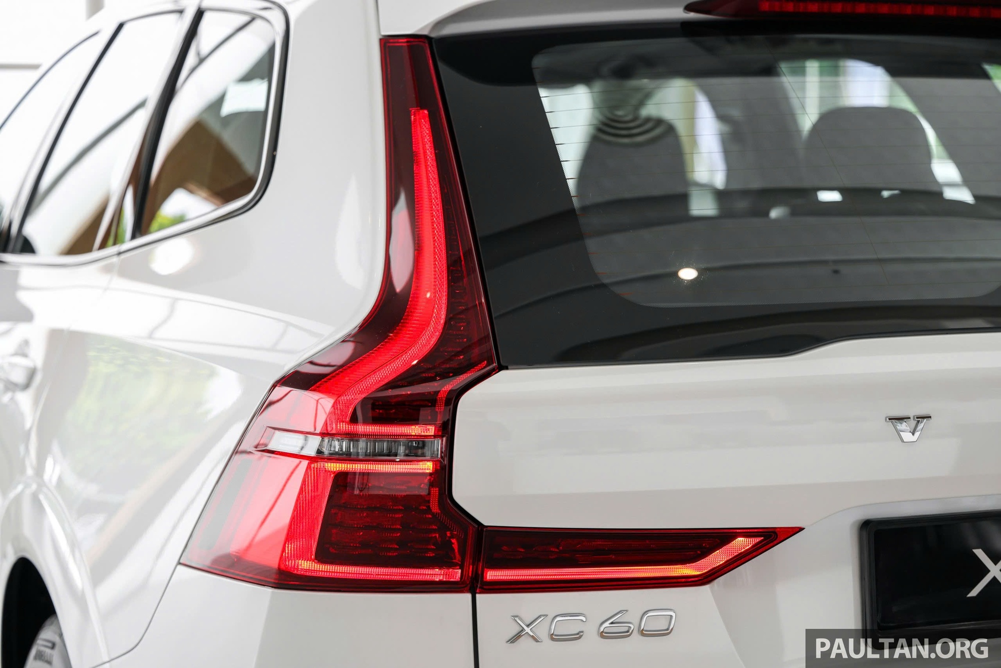 Volvo XC60 bản nâng cấp đến Đông Nam Á: Giá quy đổi từ 2 tỷ đồng, có bản PHEV chạy 89km không cần xăng- Ảnh 13.