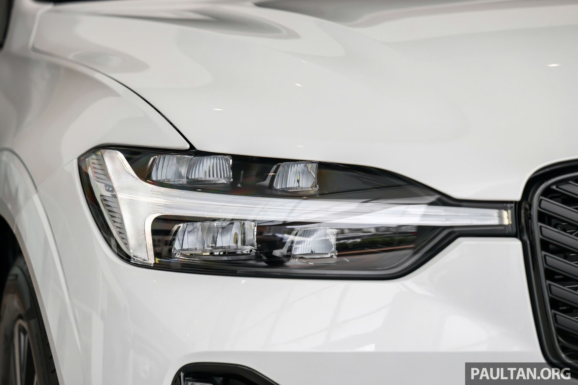 Volvo XC60 bản nâng cấp đến Đông Nam Á: Giá quy đổi từ 2 tỷ đồng, có bản PHEV chạy 89km không cần xăng- Ảnh 11.