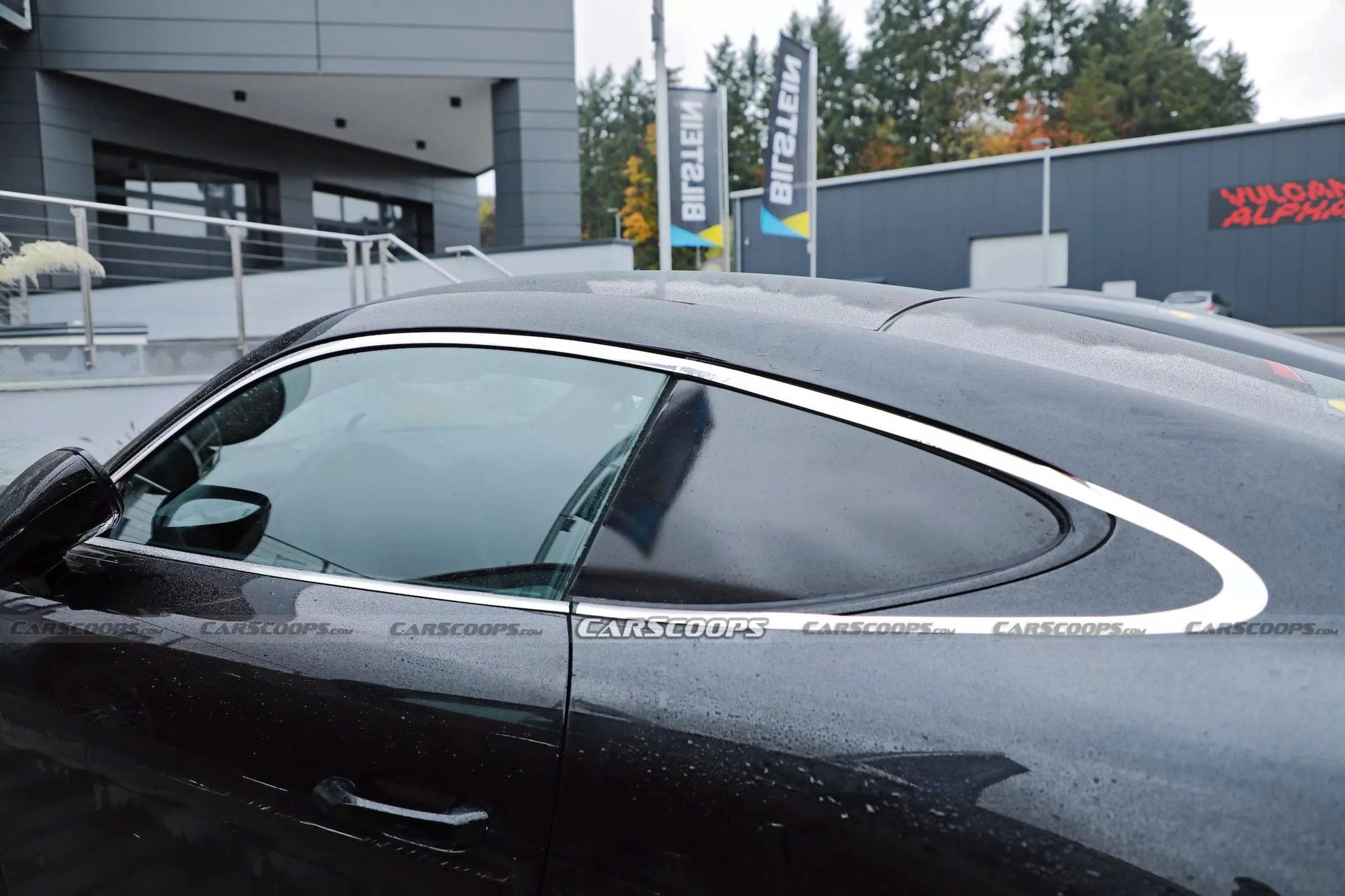 Porsche 718 EV lộ ảnh chạy thử: Đèn giống Taycan, hốc gió giống 911, tăng tốc 0-100km/h dưới 4 giây- Ảnh 12. Porsche 718 EV lộ ảnh chạy thử: Đèn giống Taycan, hốc gió giống 911, tăng tốc 0-100km/h dưới 4 giây- Ảnh 12.