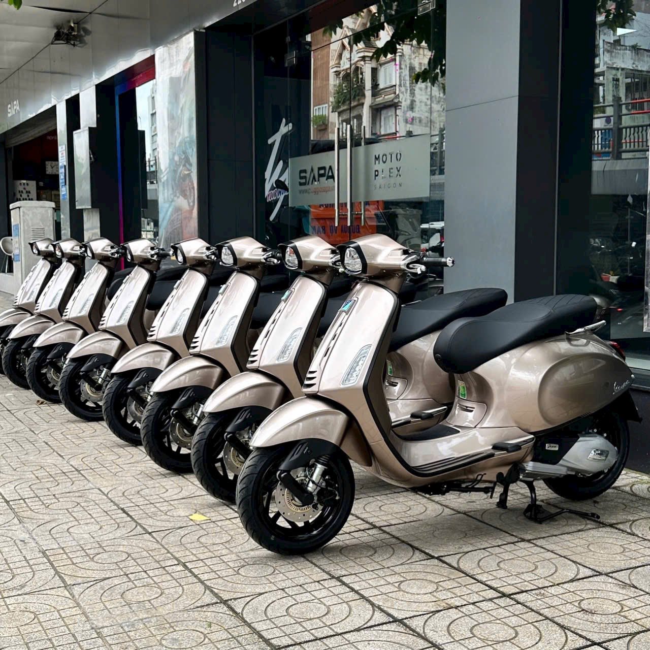 Vừa về đại lý lô xe tay ga Ý màu độc lạ giá ưu đãi, ngập công nghệ: Chìa thông minh mở cốp từ xa như ô tô- Ảnh 8.