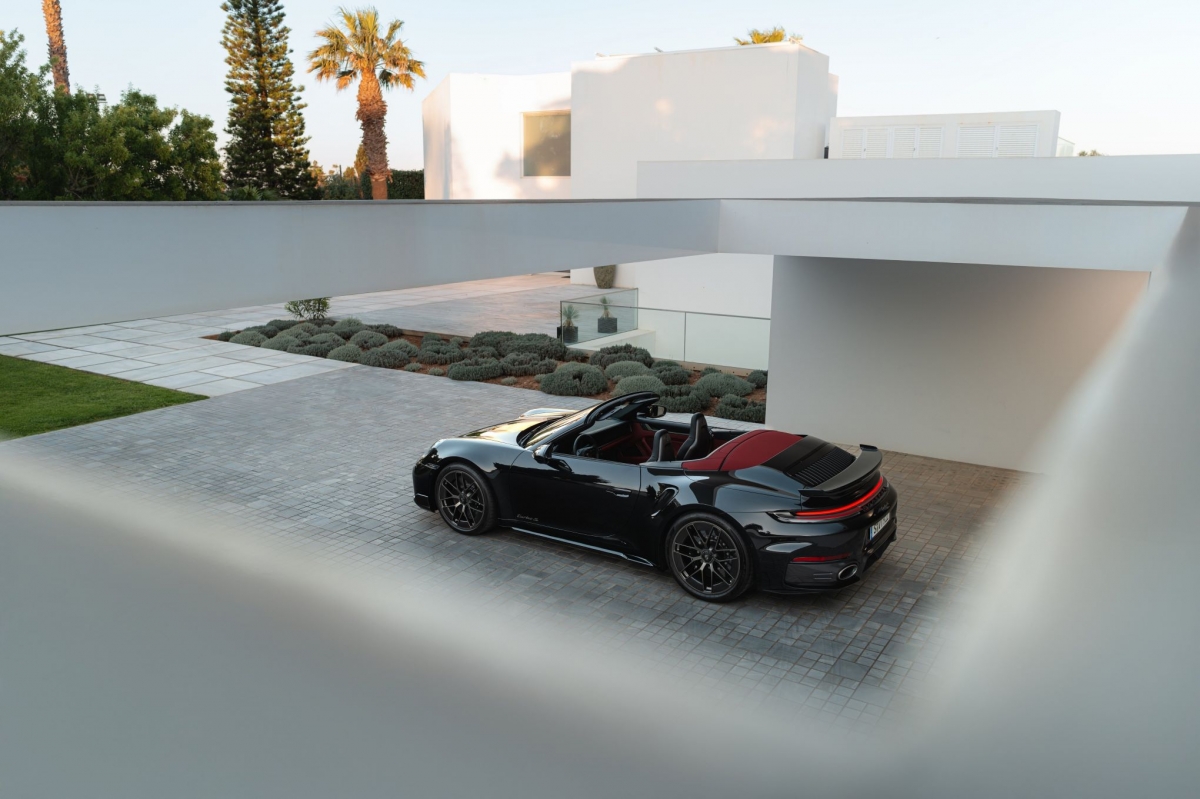 Porsche 911 Turbo S ra mắt tại Việt Nam, công suất hơn 700 mã lực- Ảnh 2.