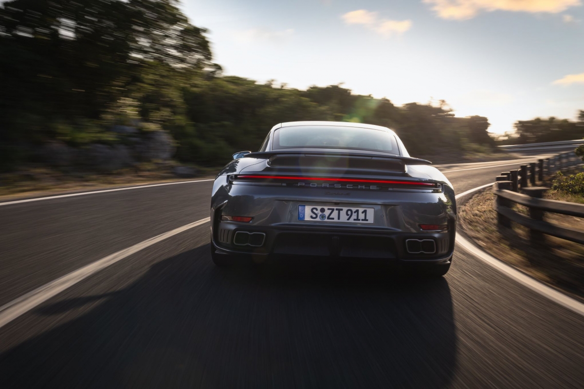 Porsche 911 Turbo S ra mắt tại Việt Nam, công suất hơn 700 mã lực- Ảnh 4.