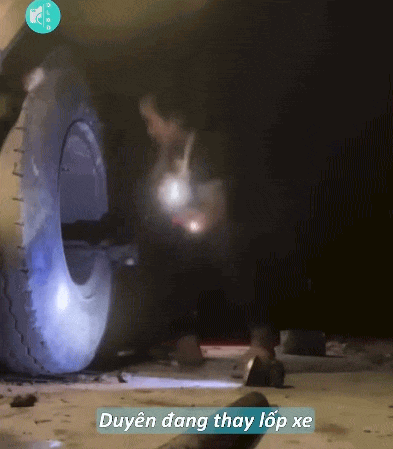 Những bóng hồng sau vô lăng: Không chỉ là công việc, mà còn để học cách kiên nhẫn, bình tĩnh và mạnh mẽ hơn!- Ảnh 10. Những bóng hồng sau vô lăng: Không chỉ là công việc, mà còn để học cách kiên nhẫn, bình tĩnh và mạnh mẽ hơn!- Ảnh 10.