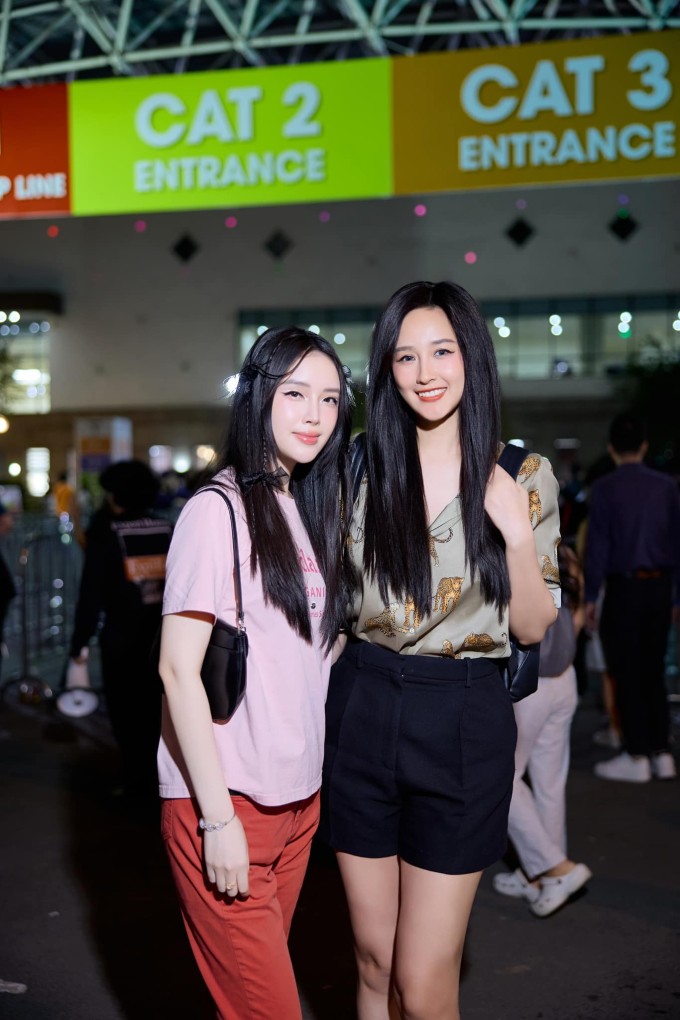 Được chị gái cho 8 tỷ đồng, em gái Mai Phương Thúy tậu ngay Mercedes-Benz S 450 Luxury: ‘Mua xe hết 5 tỷ, phần còn lại để dành’- Ảnh 3.