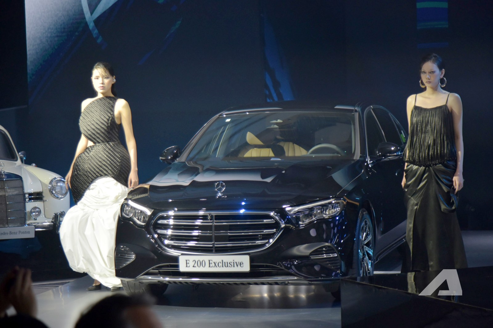 Người chọn từng option E-Class tại Việt Nam: ‘Bắt đầu từ khi xe chưa ra mắt toàn cầu, mất 2 năm để hoàn thiện’- Ảnh 8. Người chọn từng option E-Class tại Việt Nam: ‘Bắt đầu từ khi xe chưa ra mắt toàn cầu, mất 2 năm để hoàn thiện’- Ảnh 8.