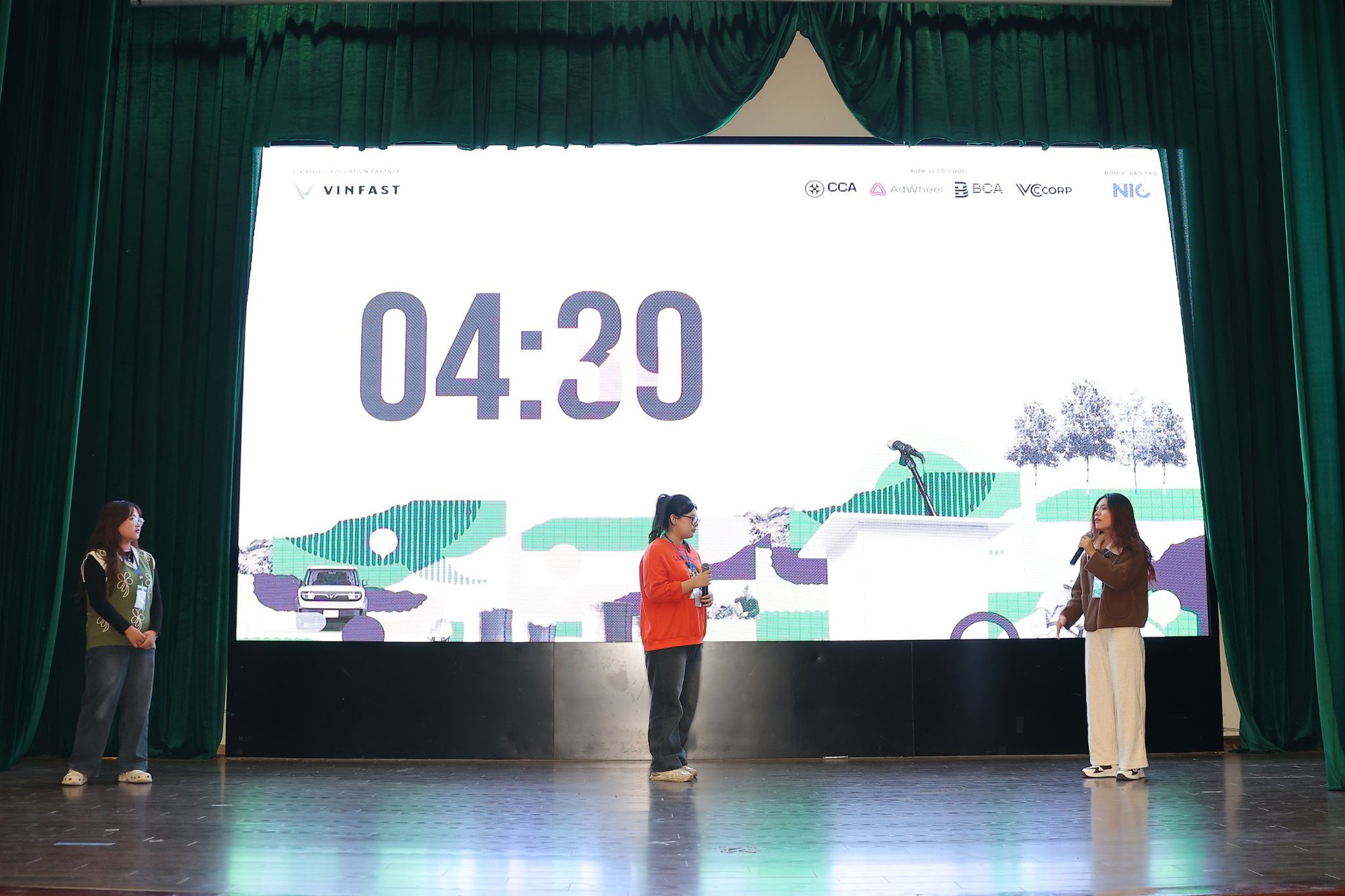 Cuộc thi hùng biện Green Voices có thí sinh đầu tiên vào chung kết: Chiến thắng nhờ thông điệp ‘sạc lại tư duy hội nhập’- Ảnh 12.