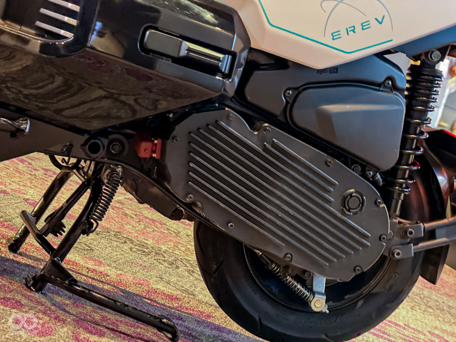 Đây là chiếc xe điện không bao giờ phải lo hết pin: SYM PE3- Ảnh 5.