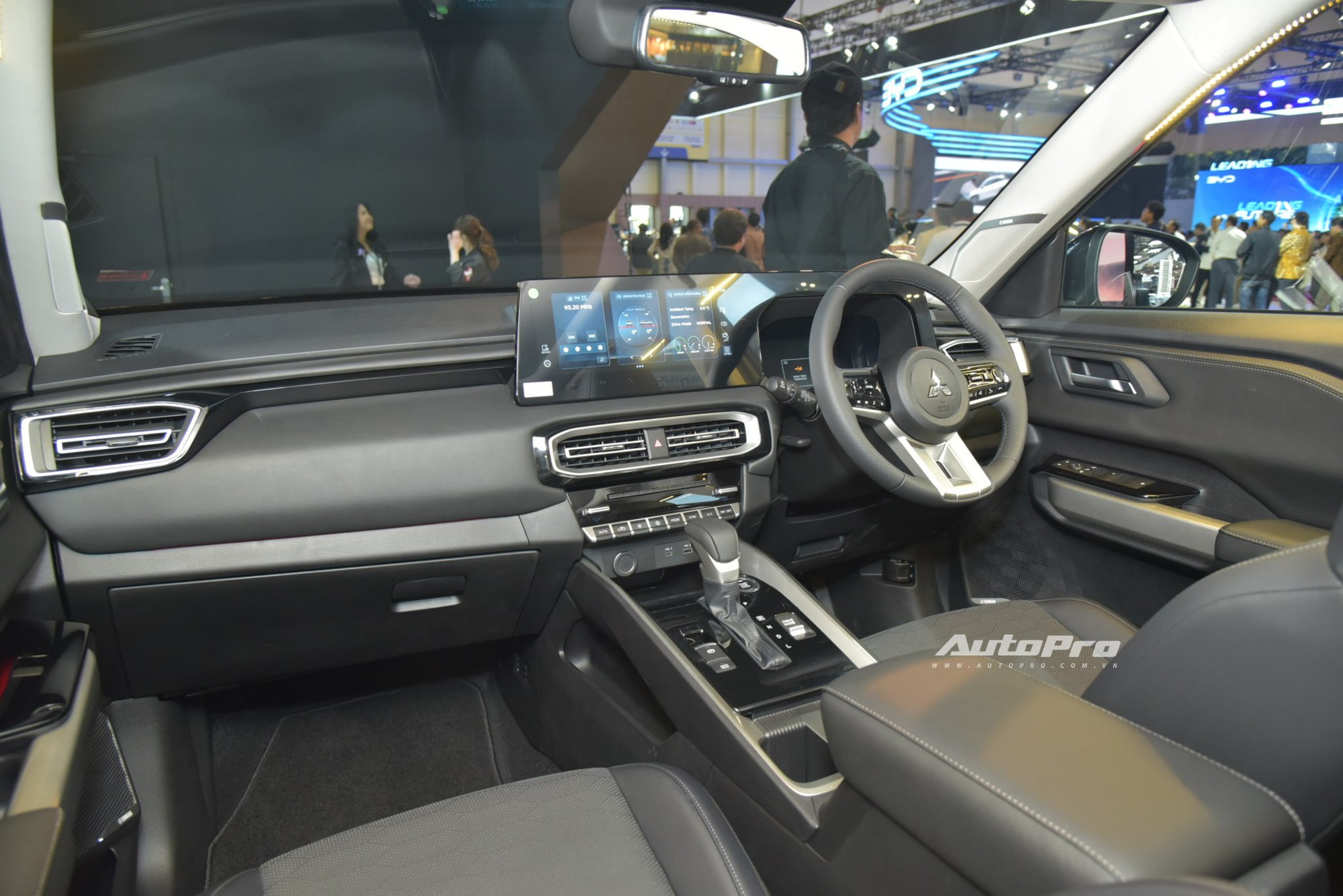 Mitsubishi Destinator nhận cọc: ‘Giá bán là điều tiên quyết, cạnh tranh cả Innova Cross và CUV cỡ C’- Ảnh 4. Mitsubishi Destinator nhận cọc: ‘Giá bán là điều tiên quyết, cạnh tranh cả Innova Cross và CUV cỡ C’- Ảnh 4.