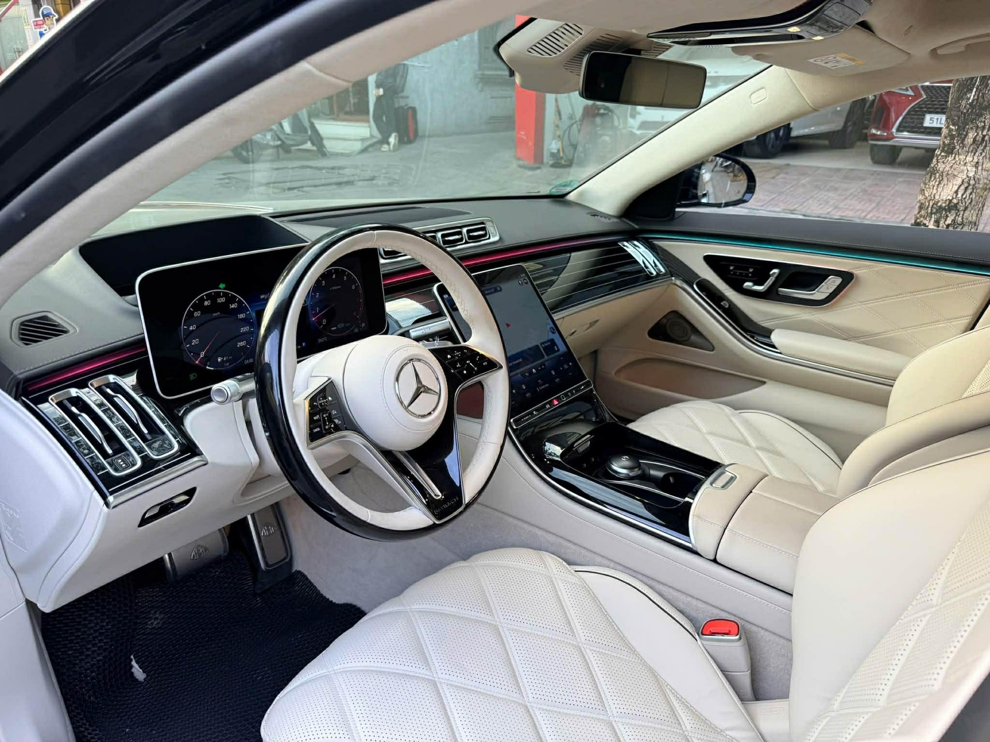 Mercedes-Maybach S 580 rao bán 11 tỷ đồng: Rẻ hơn lúc mới về 6 tỷ đồng, sản xuất năm 2022 nhưng chưa qua sử dụng- Ảnh 4. Mercedes-Maybach S 580 rao bán 11 tỷ đồng: Rẻ hơn lúc mới về 6 tỷ đồng, sản xuất năm 2022 nhưng chưa qua sử dụng- Ảnh 4.