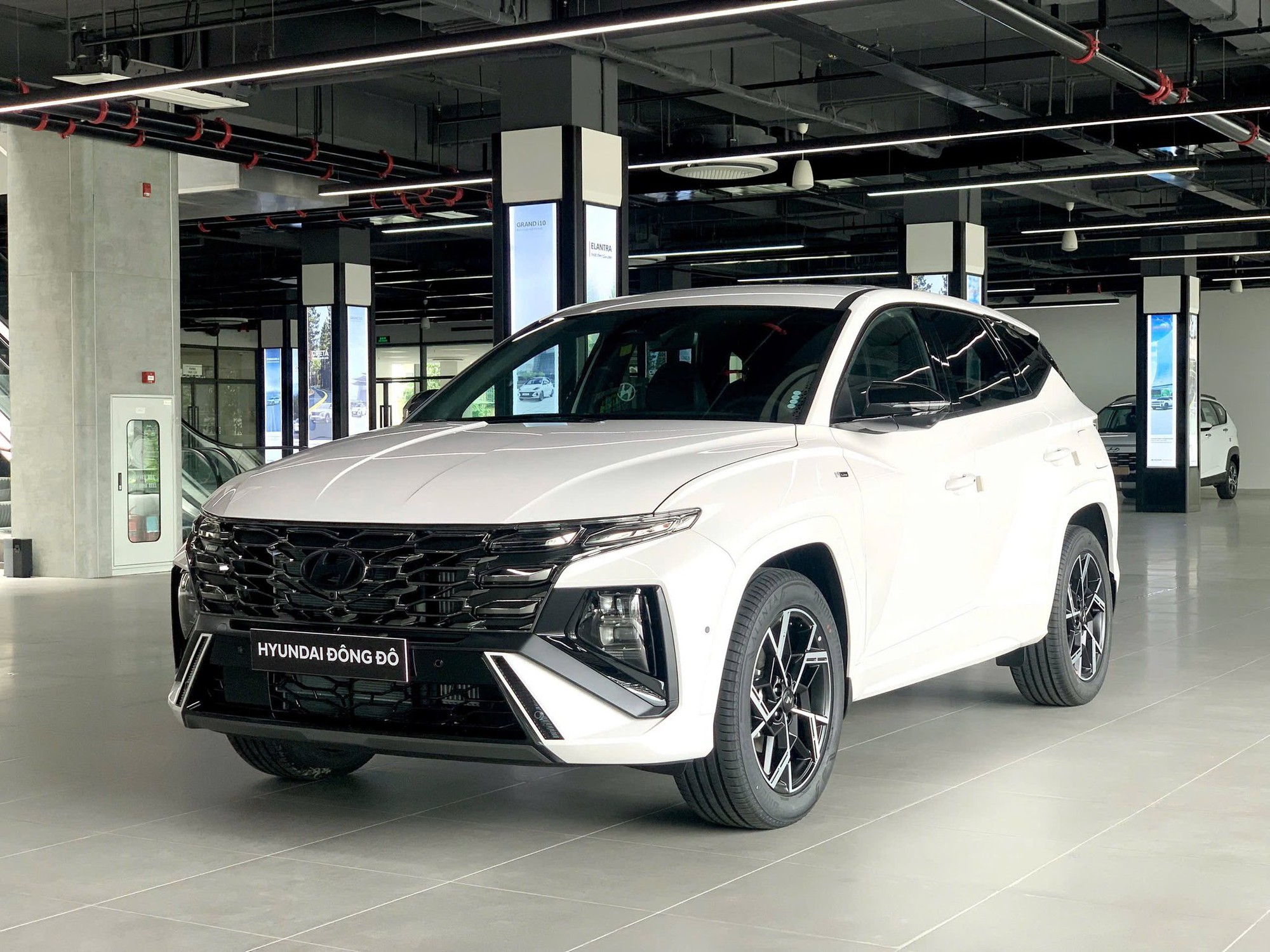 9 mẫu xe 'gánh doanh số' cho thương hiệu trong 3 quý đầu năm tại Việt Nam: Hầu hết là SUV, MPV, có mẫu bán nhiều hơn các xe khác của hãng gộp lại- Ảnh 8. 9 mẫu xe 'gánh doanh số' cho thương hiệu trong 3 quý đầu năm tại Việt Nam: Hầu hết là SUV, MPV, có mẫu bán nhiều hơn các xe khác của hãng gộp lại- Ảnh 8.