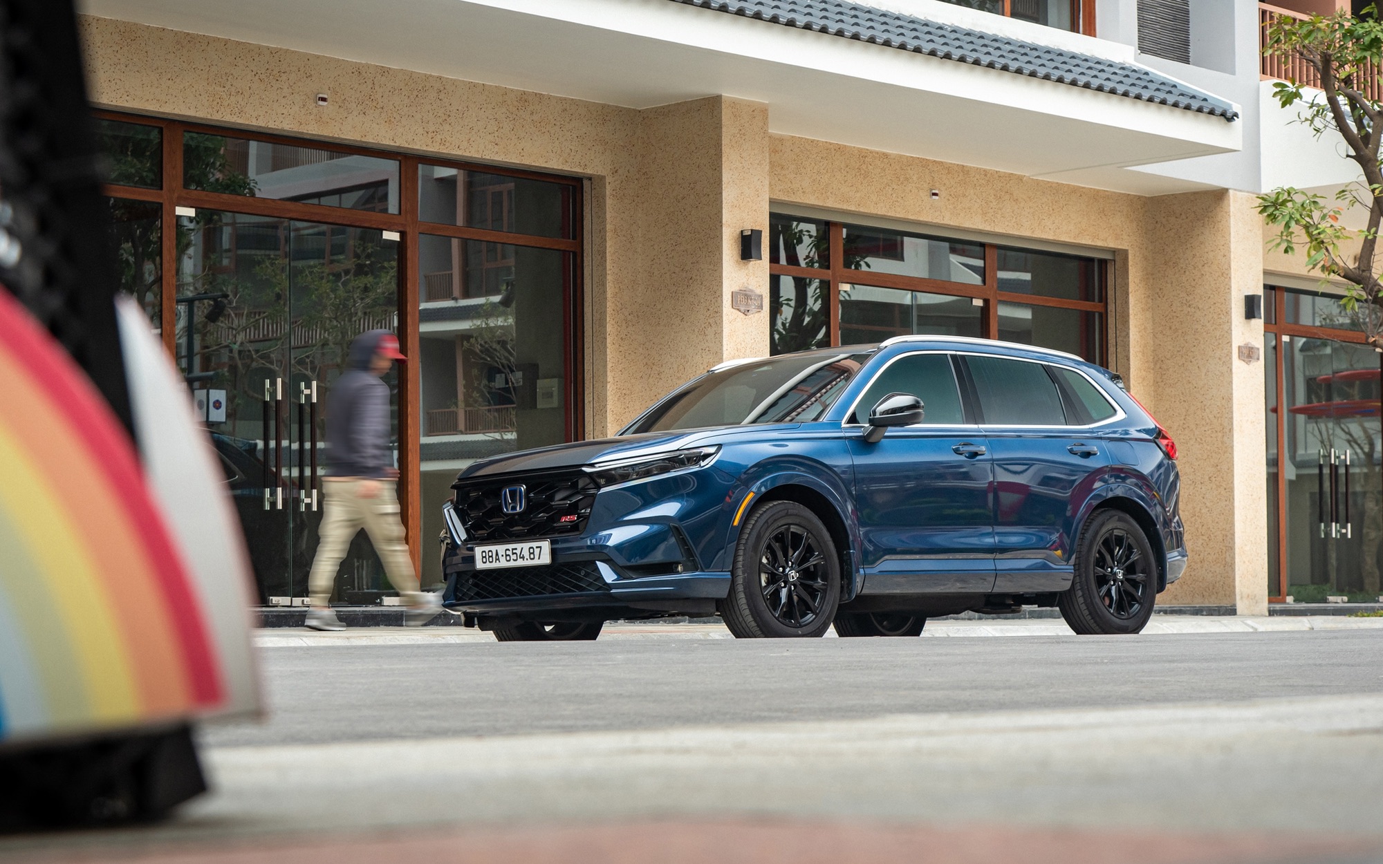 Vượt các xe của Toyota, BYD, Honda CR-V e:HEV RS thắng cách biệt giải ‘Xe hybrid của năm’- Ảnh 5. Vượt các xe của Toyota, BYD, Honda CR-V e:HEV RS thắng cách biệt giải ‘Xe hybrid của năm’- Ảnh 5.