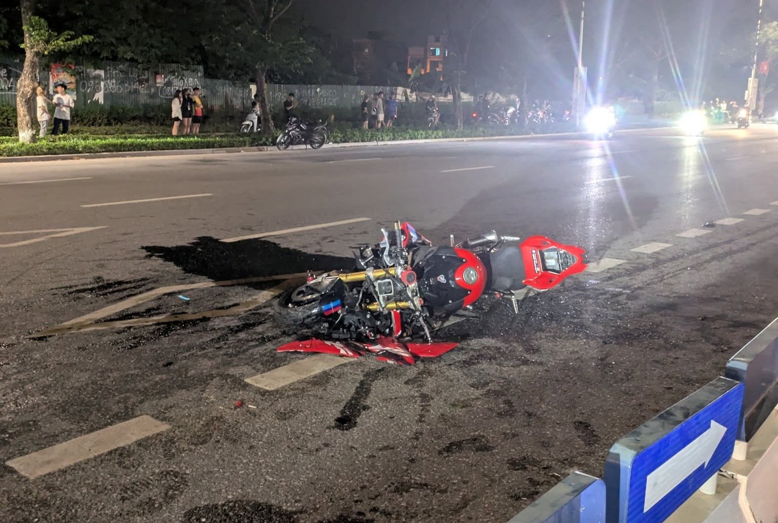 Kỳ tích 6 tiếng nối lại chân cho cô gái 19 tuổi sau tai nạn kinh hoàng với xe phân khối lớn ở Hà Nội- Ảnh 2.