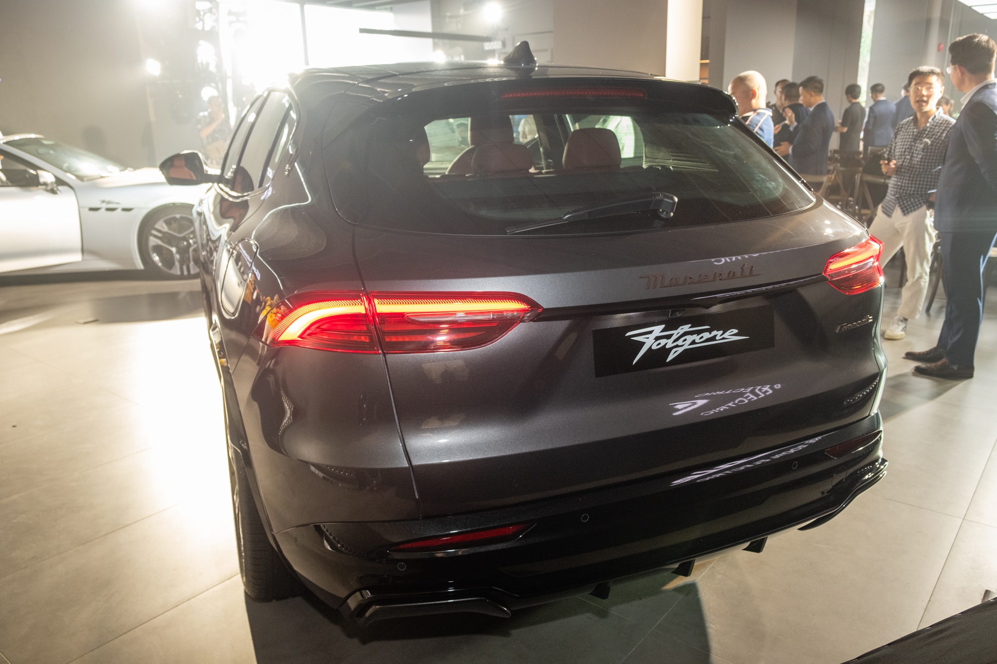 Maserati Grecale, GranCabrio bản điện ra mắt Việt Nam: Giá từ gần 5,5 tỷ đến hơn 13,3 tỷ đồng, mạnh ngang siêu xe, chạy tới 500km/sạc- Ảnh 3.