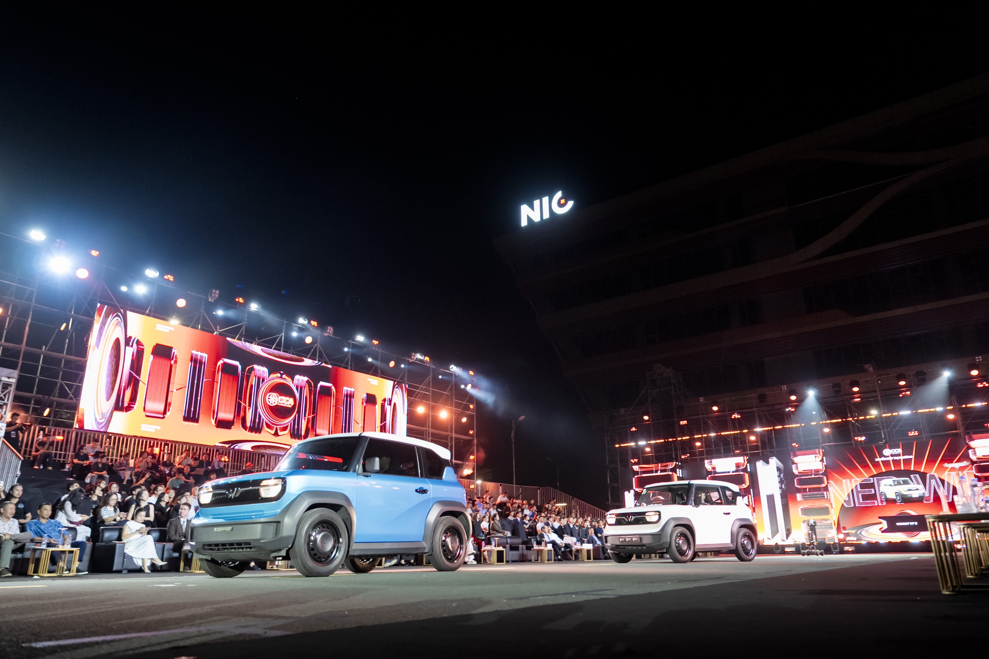 Chùm ảnh và khoảnh khắc mong chờ nhất lúc này tại CCA25: 13 giải, màn carwalk ấn tượng và hơn thế nữa- Ảnh 10.