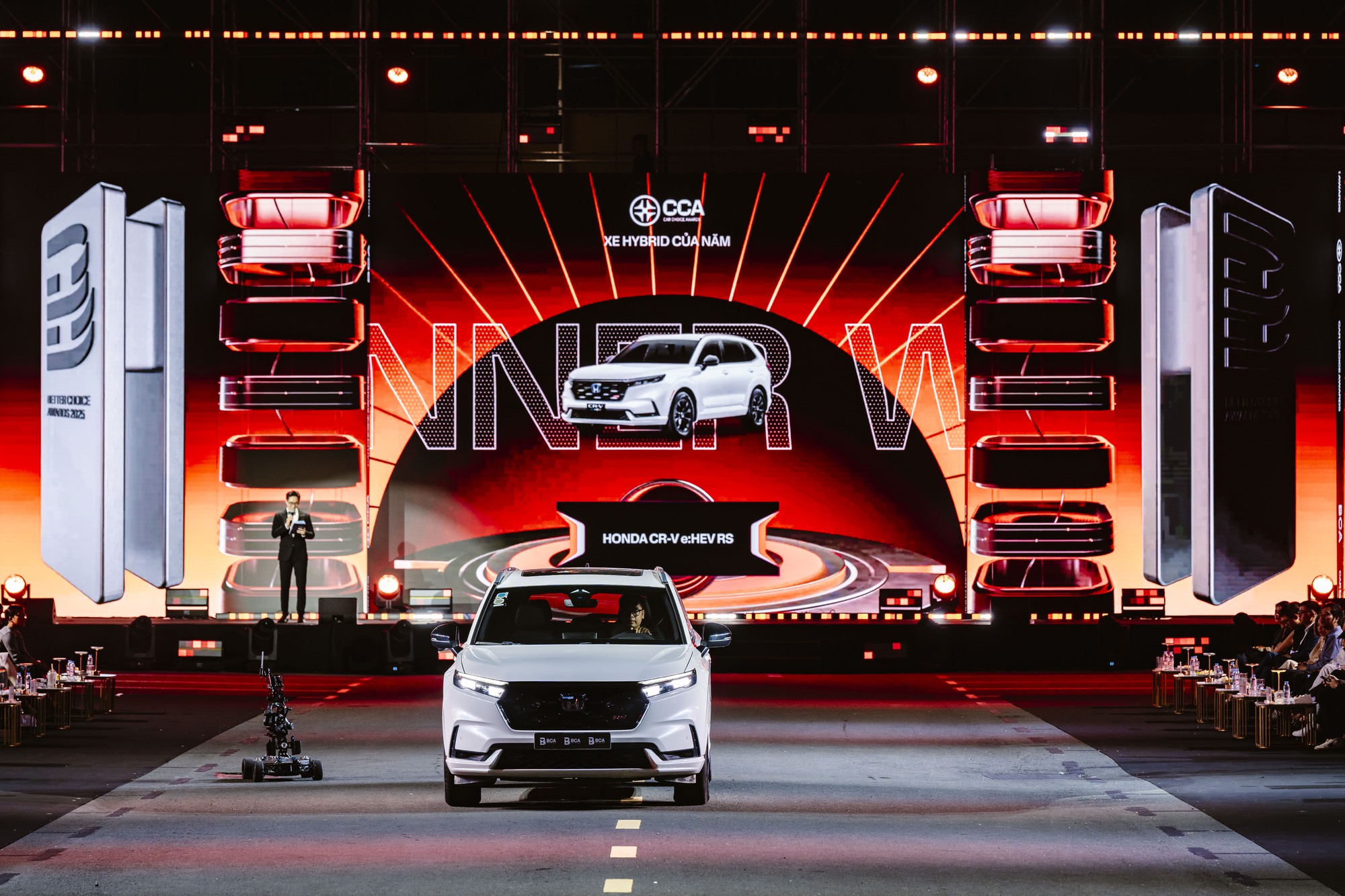 'Không phải ai cũng đủ kiến thức để tự chọn xe cho mình, kết quả này giúp họ tránh tiền mất tật mang'- Ảnh 4. 'Không phải ai cũng đủ kiến thức để tự chọn xe cho mình, kết quả này giúp họ tránh tiền mất tật mang'- Ảnh 4.