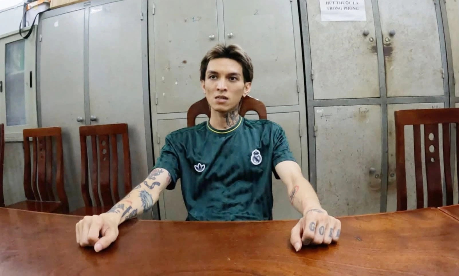 Rapper Bình ‘Gold’ bị khởi tố, bắt tạm giam 3 tháng 21 ngày- Ảnh 1.