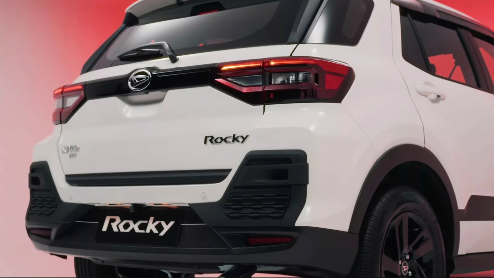 'Người anh em' của Toyota Raize có bản độ cực chất: Đầu xe hầm hố, cản trước mới, mâm sơn đen, động cơ không đổi- Ảnh 3.